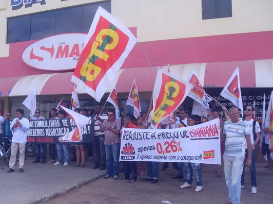 Ação pública do SECIR em defesa dos direitos da categoria comerciária.