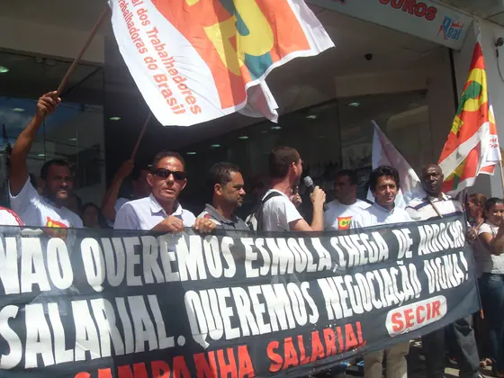 Ação pública do SECIR em defesa dos direitos da categoria comerciária.